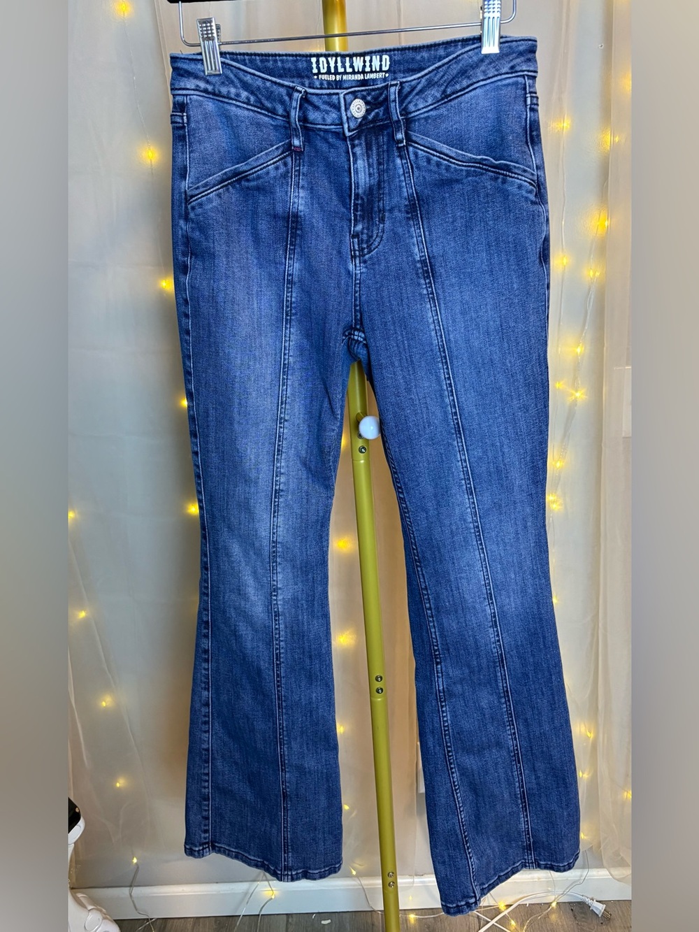 Idyllwind Fueled by Miranda Lambert Flared Medium Wash Size 8W x 32L